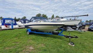 GLASTRON SE175 - STELLA - Sports boat