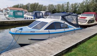 Barnes 20 - DIPPER - 2 Berth Weekender 