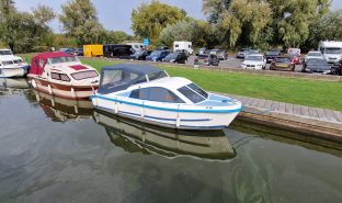 Barnes 20 - DIPPER - 2 Berth Weekender 