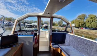 Dawn Of Light 2 - 4 Berth Inland Cruiser