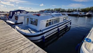 MALVERN LIGHT 2 - 4 Berth Inland Cruiser