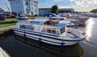 MALVERN LIGHT 2 - 4 Berth Inland Cruiser