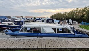 Calypso 28 - MARIGOLD - 4 Berth Inland Cruiser