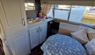 Bounty Buccaneer - ARIANA - 4 Berth Inland Cruiser