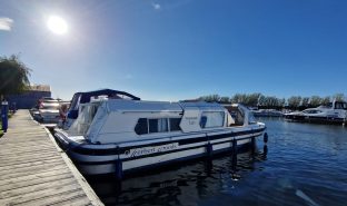Weymouth Light 2 - 6 Berth Inland Cruiser 