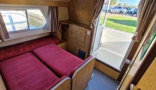 Weymouth Light 2 - 6 Berth Inland Cruiser 