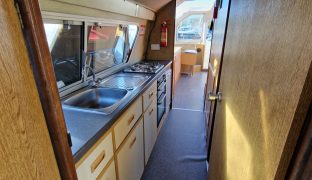 Weymouth Light 2 - 6 Berth Inland Cruiser 