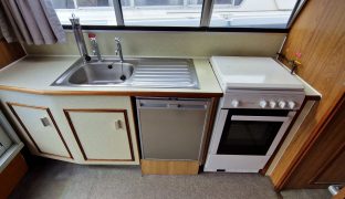 Fair Entrepreneur 40 - Delight 2 - 8 Berth Inland river cruiser