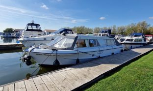 Calypso 28 - Norfolk Dream - 4 Berth Inland Cruisers