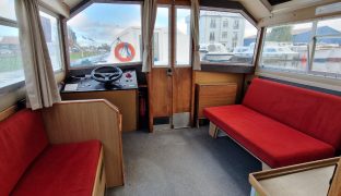 Buccaneer 30 - Evesham Light 2 - 5 Berth Forward cockpit, inland cruiser