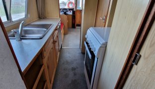 Buccaneer 30 - Evesham Light 2 - 5 Berth Forward cockpit, inland cruiser