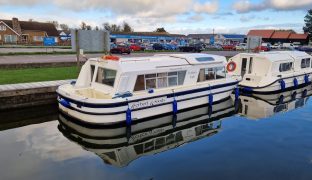 Buccaneer 30 - Evesham Light 2 - 5 Berth Forward cockpit, inland cruiser
