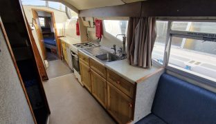 Alphacraft 35 CC - Eastern Light 2  - 5 Berth Inland River Cruiser 