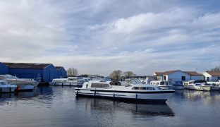 Fair Entrepreneur 40 - Delight 2 - 8 Berth Inland river cruiser