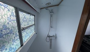 Hampton Safari MK II - Moonshadow - 4 Berth Inland cruiser