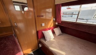 Hampton Safari MK II - Moonshadow - 4 Berth Inland cruiser