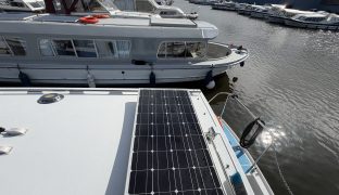 Hampton Safari MK II - Moonshadow - 4 Berth Inland cruiser