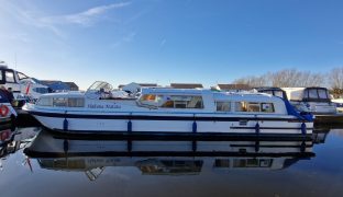 Aquafibre Entrepreneur 44 - Hakuna Matata - 10 Berth Inland Cruiser