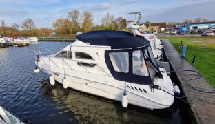 Sealine 330 Statesman - Fifty Fifty - 6 Berth Flybridge motor cruiser