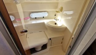 Sealine 330 Statesman - Fifty Fifty - 6 Berth Flybridge motor cruiser