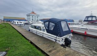Viking 23 - Little Moll - 4 Berth narrow beam Inland river cruiser 
