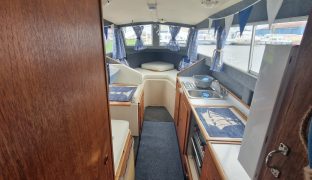 Viking 23 - Little Moll - 4 Berth narrow beam Inland river cruiser 