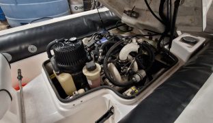 Williams Jet Tenders Turbojet 325 - High-performance luxury tender