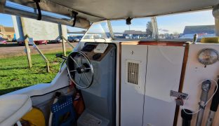 Tri-Star 24 - Snow Goose - 4 Berth Inland cruiser 