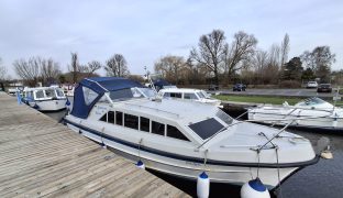 Bounty 27 - Glittering Waters - 2 Berth Inland Cruiser 