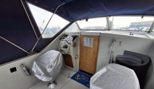 Bounty 27 - Glittering Waters - 2 Berth Inland Cruiser 