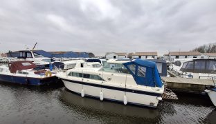 Fairline Mirage 29 - MOET - 5 Berth Inland cruiser