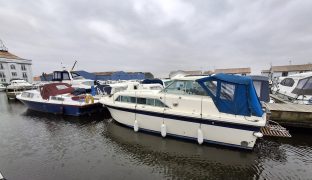 Fairline Mirage 29 - MOET - 5 Berth Inland cruiser