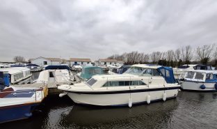 Fairline Mirage 29 - MOET - 5 Berth Inland cruiser