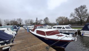 Sheerline Senior 32 - Ex Work - 4 Berth Inland cruiser with offshore capabilities 