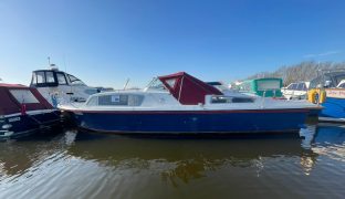 Sheerline Senior 32 - Ex Work - 4 Berth Inland cruiser with offshore capabilities 