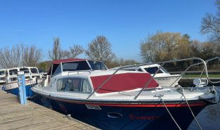 Sheerline Senior 32 - Ex Work - 4 Berth Inland cruiser with offshore capabilities 
