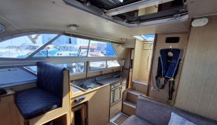 Faircraft 33 DC (Encounter) - OTIUM - 6 Berth Fixed canopy, dual steering with inboard engine