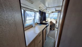 Horizon 35 - SILVER DREAM  - 6 Berth Inland cruiser 