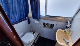 Horizon 35 - Sail Away11 - 5 Berth Inland cruiser 