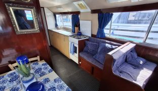 Horizon 35 - Sail Away11 - 5 Berth Inland cruiser 