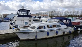 Elysian 27 - Maunaloa - 4 Berth Inland Cruiser 