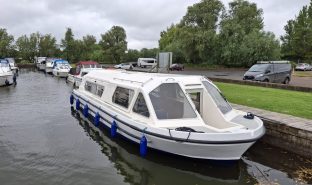 Alpha 34 - Weymouth Light 2 - Inland Cruiser 