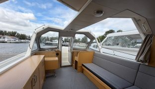 Alpha 34 - Weymouth Light 2 - 6 Berth Inland Cruiser 