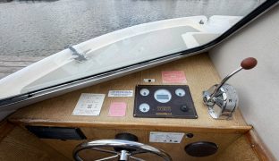 Alpha 34 - Weymouth Light 2 - 6 Berth Inland Cruiser 