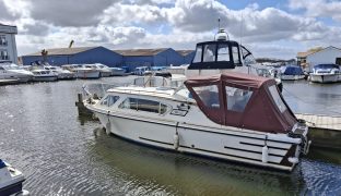 Seamaster 27 - New Moon - 4 Berth Inland cruiser