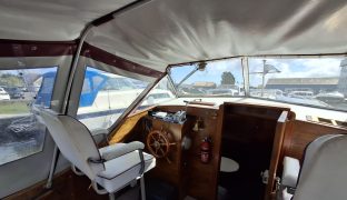 Seamaster 27 - New Moon - 4 Berth Inland cruiser