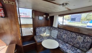 Seamaster 27 - New Moon - 4 Berth Inland cruiser