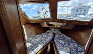 Seamaster 27 - New Moon - 4 Berth Inland cruiser