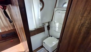 Seamaster 27 - New Moon - 4 Berth Inland cruiser