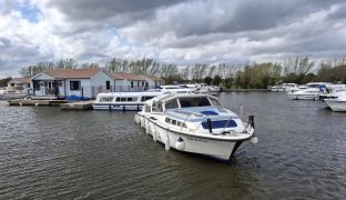 Haines Built Aquafibre Pearl 38 - Kir Royal - 4 Berth Inland cruiser 